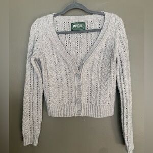 American Eagle grey cropped sweater